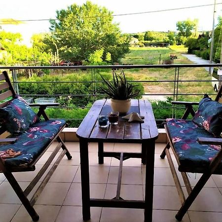 Maria'S House Apartment In Skála Foúrkas Екстериор снимка